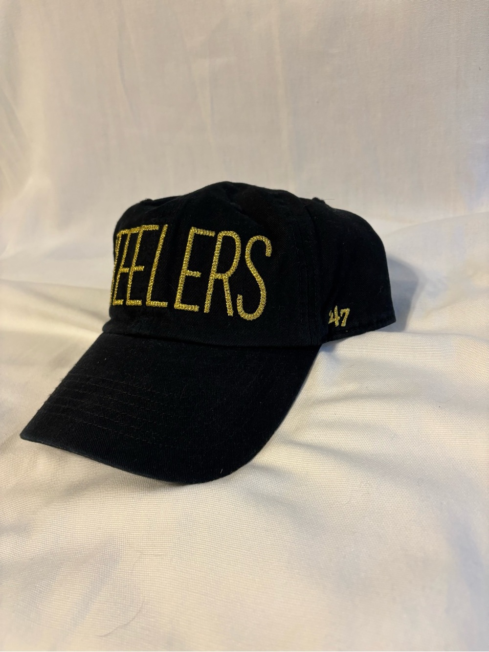 '47 Women's Black Steelers Baseball Cap with Gold Embroidery